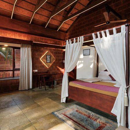 Sai Vishram Beach Resort Bainduru Esterno foto