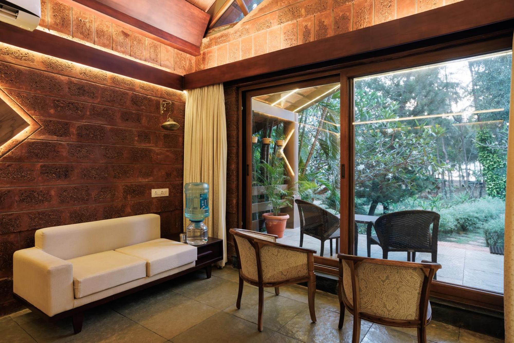 Sai Vishram Beach Resort Bainduru Esterno foto
