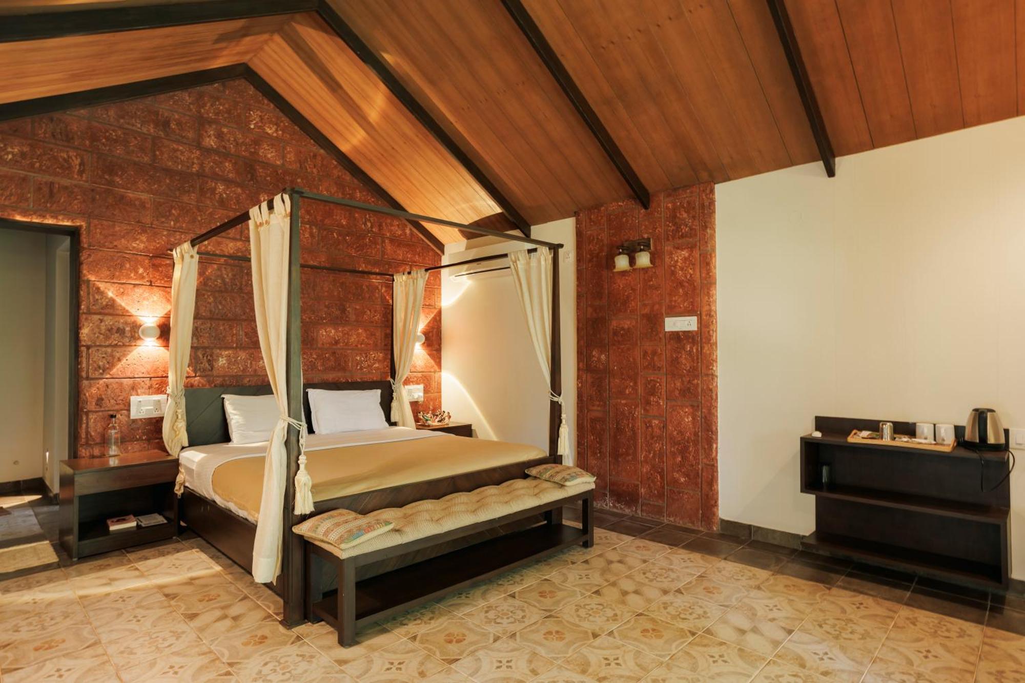 Sai Vishram Beach Resort Bainduru Esterno foto