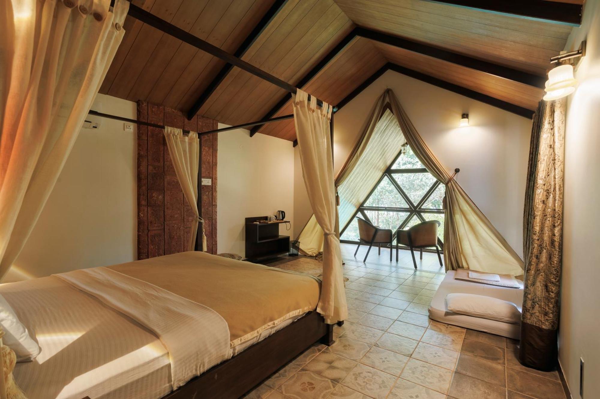 Sai Vishram Beach Resort Bainduru Esterno foto