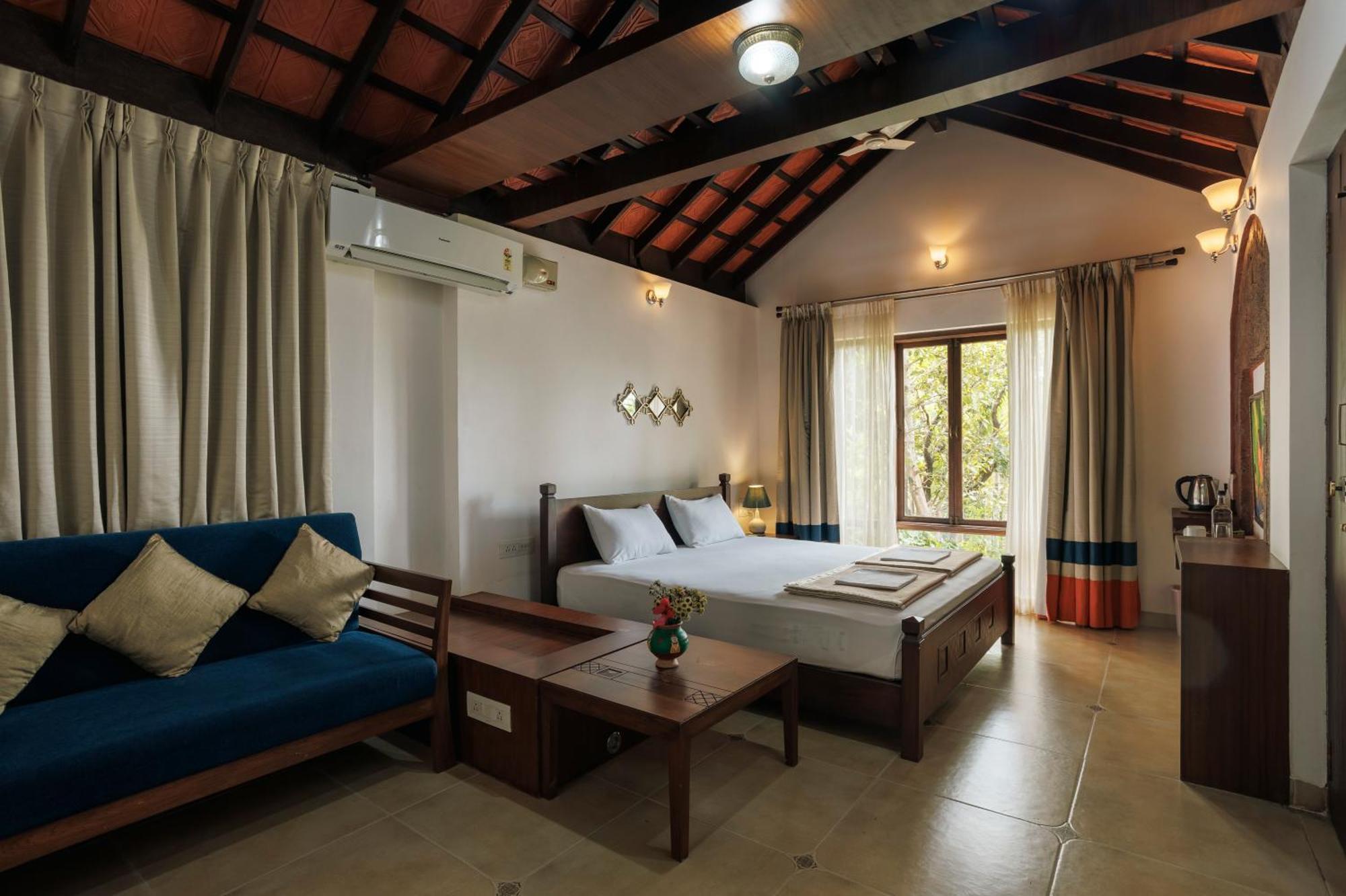 Sai Vishram Beach Resort Bainduru Esterno foto