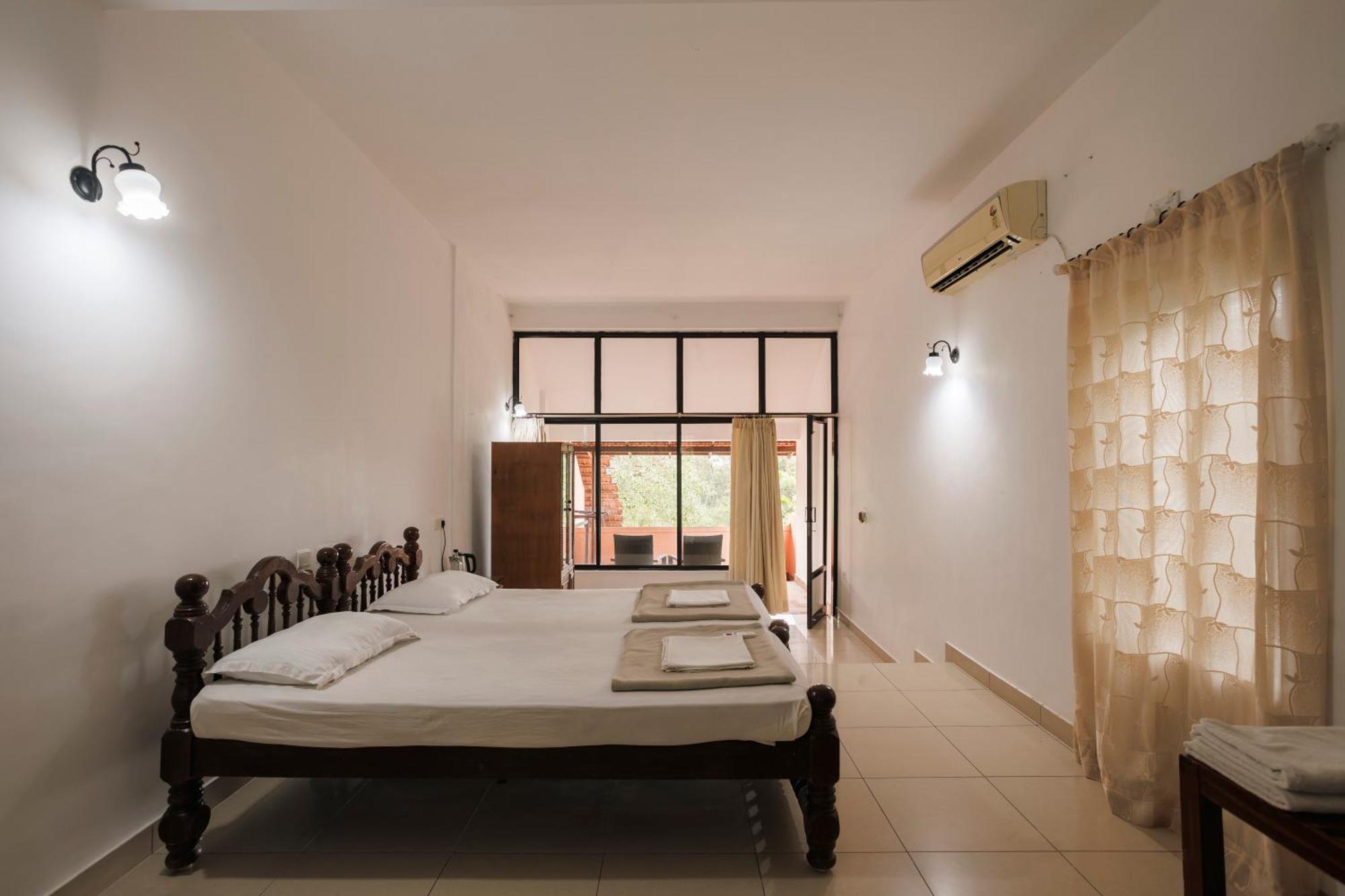 Sai Vishram Beach Resort Bainduru Esterno foto