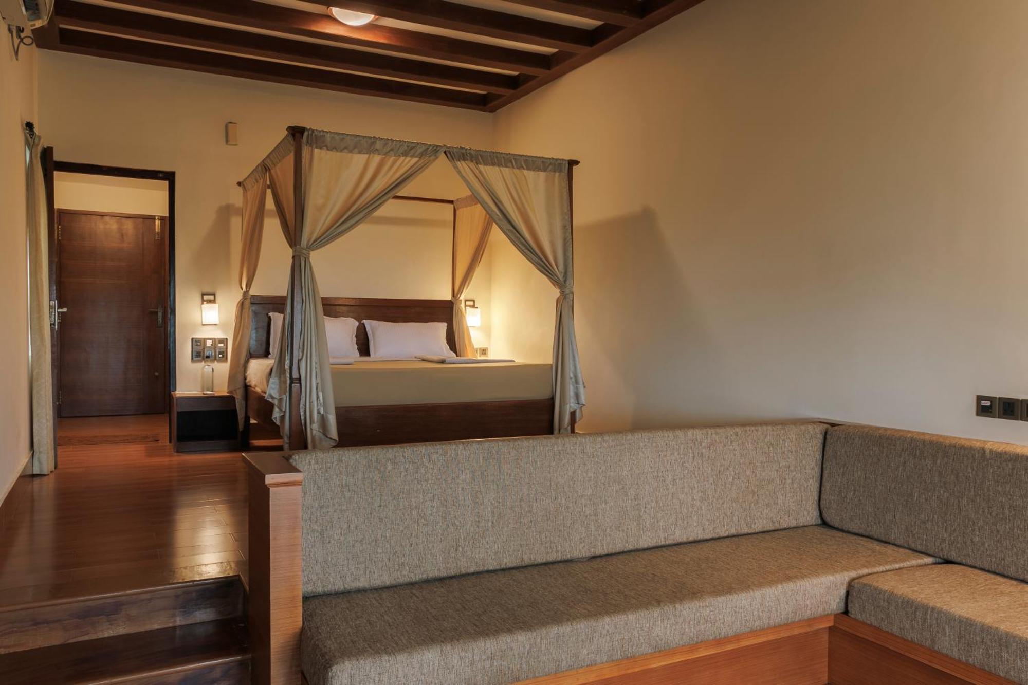 Sai Vishram Beach Resort Bainduru Esterno foto