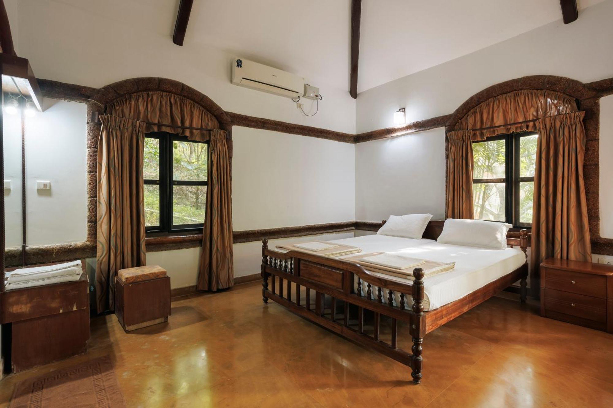 Sai Vishram Beach Resort Bainduru Esterno foto